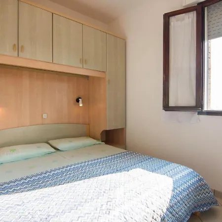Apartment Spacious In With Terrace Rosolina Mare