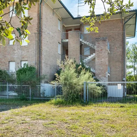 Spacious In With Terrace
