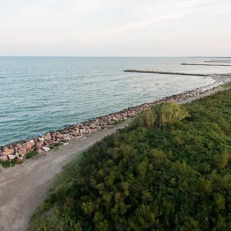 Spacious In With Terrace Apartment Rosolina Mare